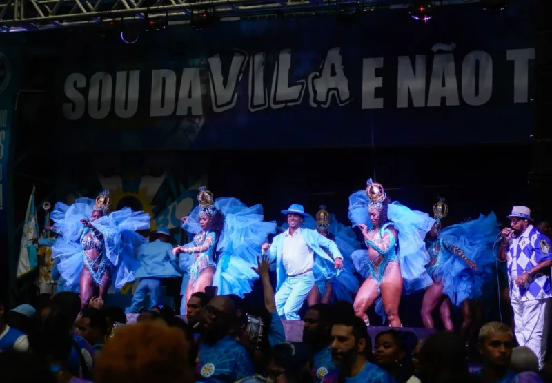 A Unidos de Vila Isabel realiza, nesta sexta-feira (29), mais uma etapa da disputa de samba-enredo para o Carnaval 2026