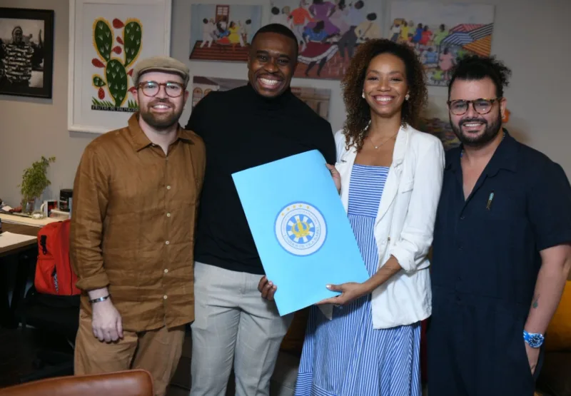 Unidos de Vila Isabel realiza noite de apresentação dos protótipos para o Carnaval 2026