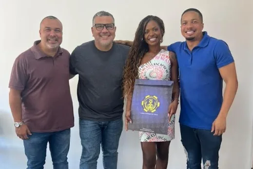 Claudia Santos retorna ao Carnaval como destaque da Tuiuti representando Carlota Cubana