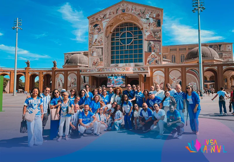 Carregada na fé, Portela visita Aparecida do Norte e recebe homenagem com missa exclusiva no Santuário