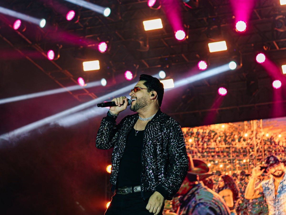 Ícaro Moraes emociona público na Expo Cordeiro e recebe pedidos por novos shows na Região Serrana