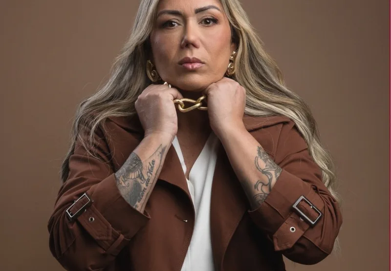 Musa da Estácio e psicanalista Cláudia Rodrigues prepara treinamento emocional para mulheres da comunidade estaciana