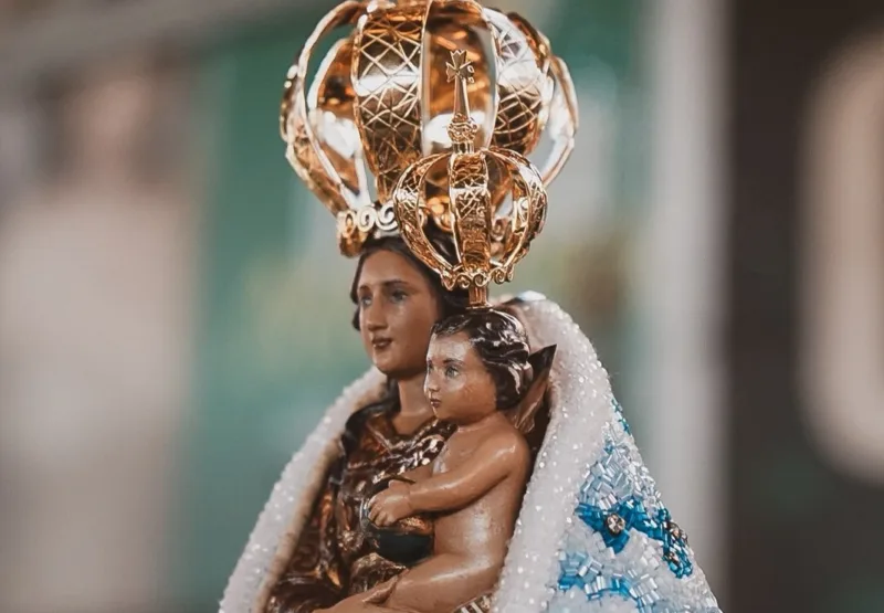 Com presença de Imagem Peregrina, Imperatriz Leopoldinense realiza ‘Mini Círio de Nazaré’ e reúne milhares de fiéis pelas ruas de Ramos