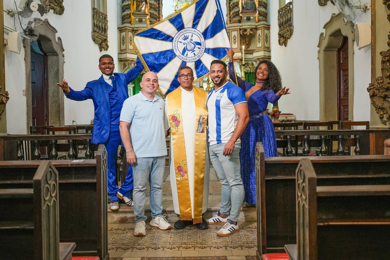 Niterói anuncia enredo "A Rosa do Impossível" e levará a história de Santa Rita de Cássia para a Marquês de Sapucaí no Carnaval 2027